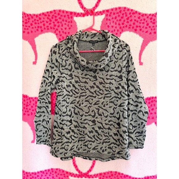 🖤Chances R Sweater🖤 - Picture 1 of 3